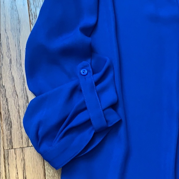 Split neck blouse - Picture 4 of 7